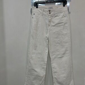 Elegant White Straight Leg Women's Jeans